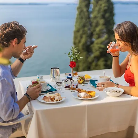 Hotel Florida Suites&suite 4*