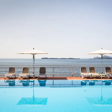 Hotell Florida & 4*