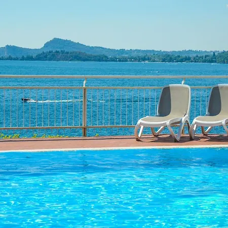 Hotell Florida & Gardone Riviera