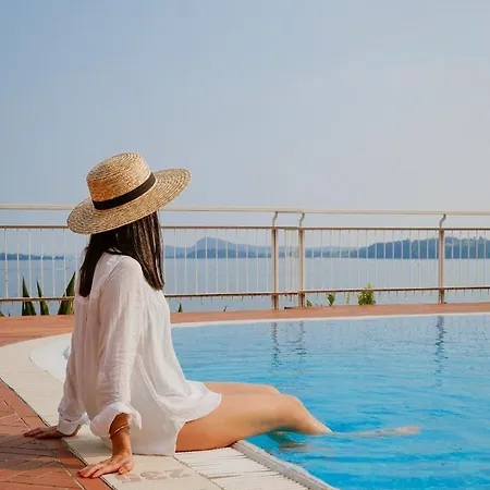 Hotel Florida Suites&suite 4*